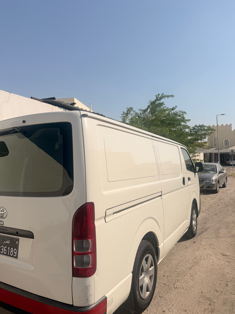 Toyota Dilevry Van for-rent - 4
