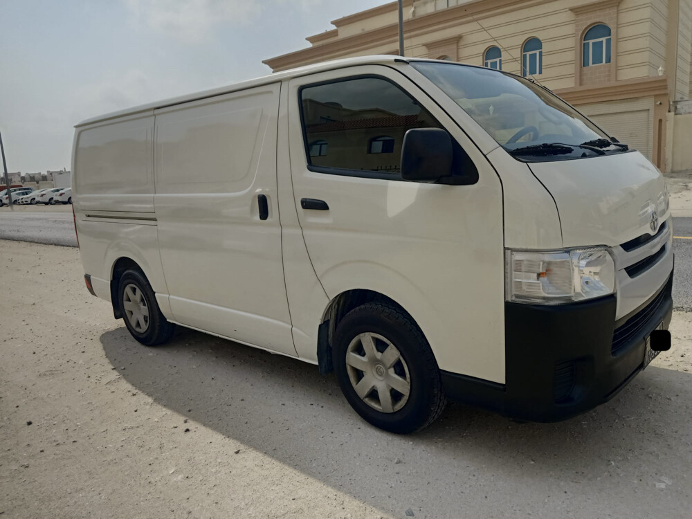 Toyota Dilevry Van for-rent - 5