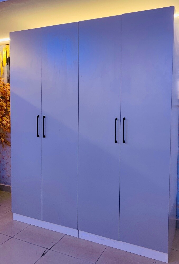 4 boor Cabinet - 2