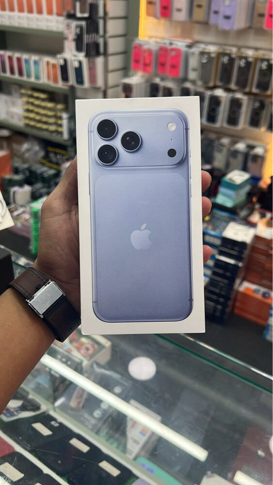 iPhone 18 pro 256 gb - 1