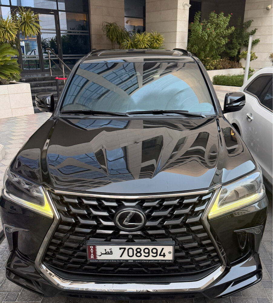 LEXUS BLACK EDITION 2021 - 6