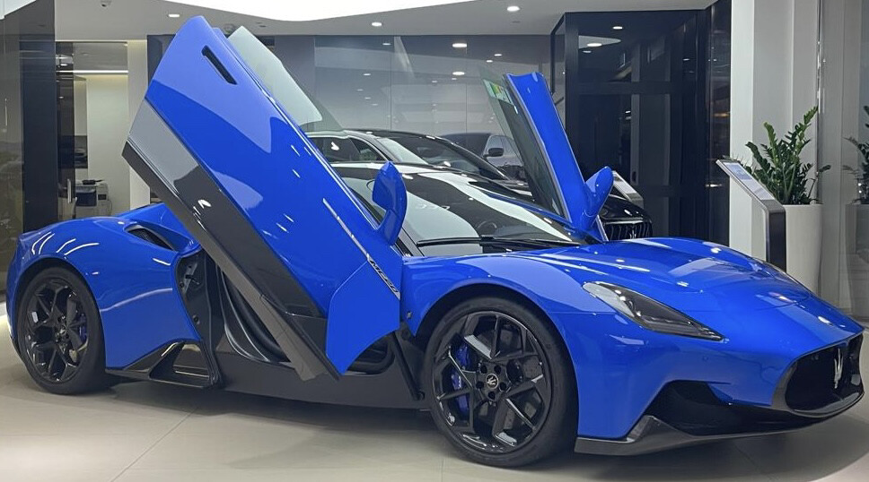 2022 Maserati MC 20   - 1