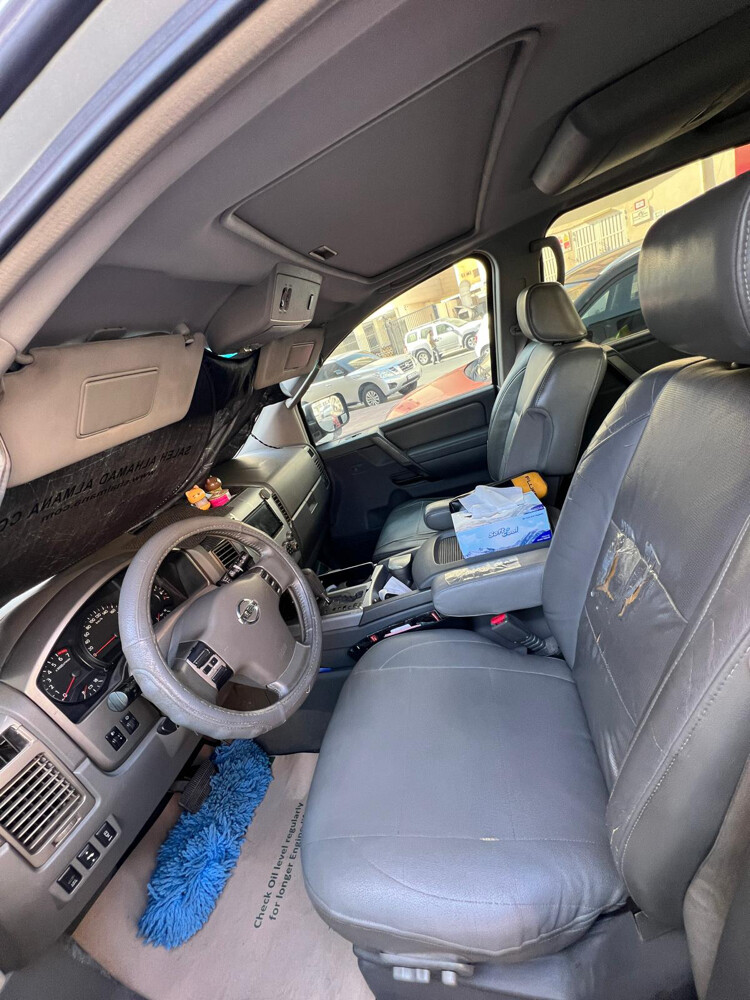 Nissan Armada LE 2005 - 4