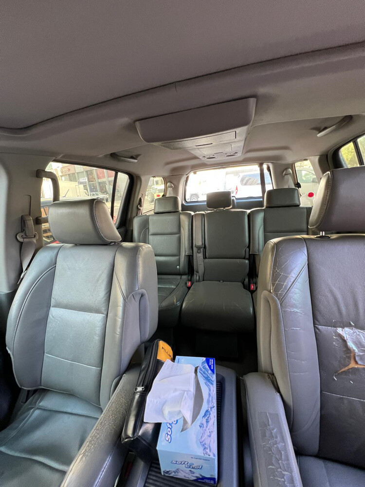 Nissan Armada LE 2005 - 2