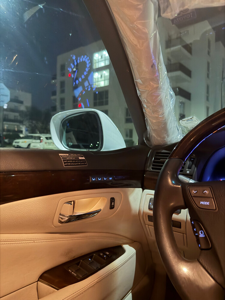 لكزس - 5