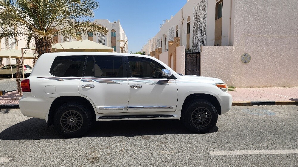 Land Cruiser GXR V8 2013 - 3
