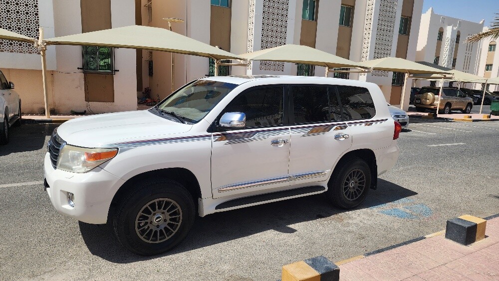 Land Cruiser GXR V8 2013 - 2