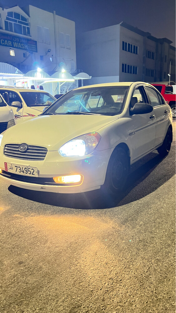 Hyundai Accent - 4