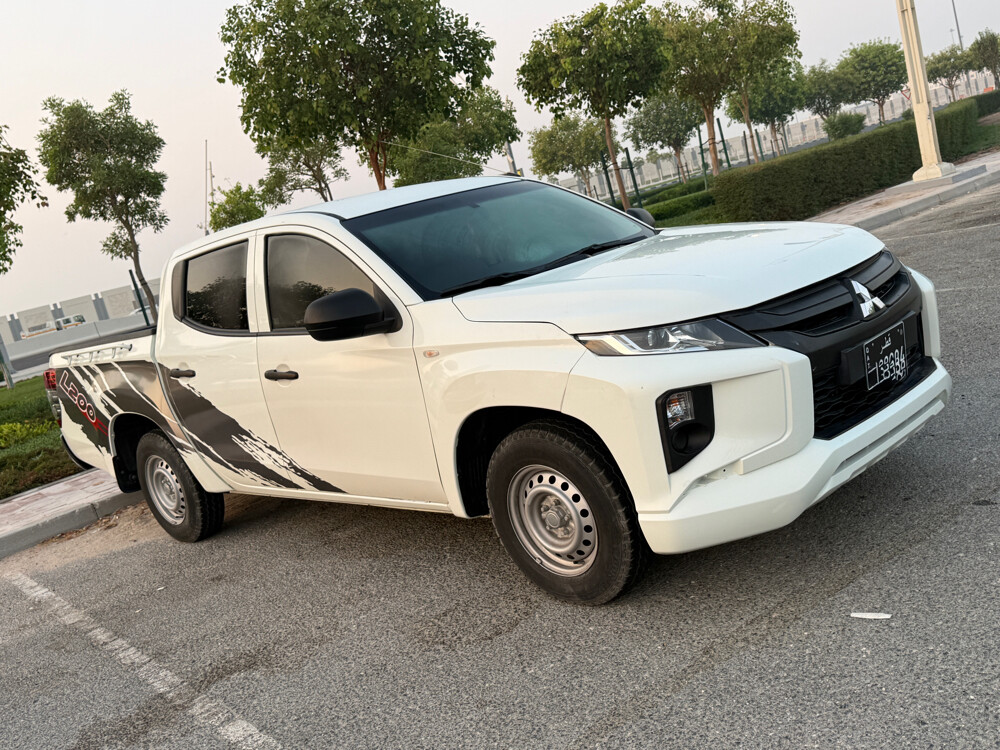 Mitsubishi L200 - 10