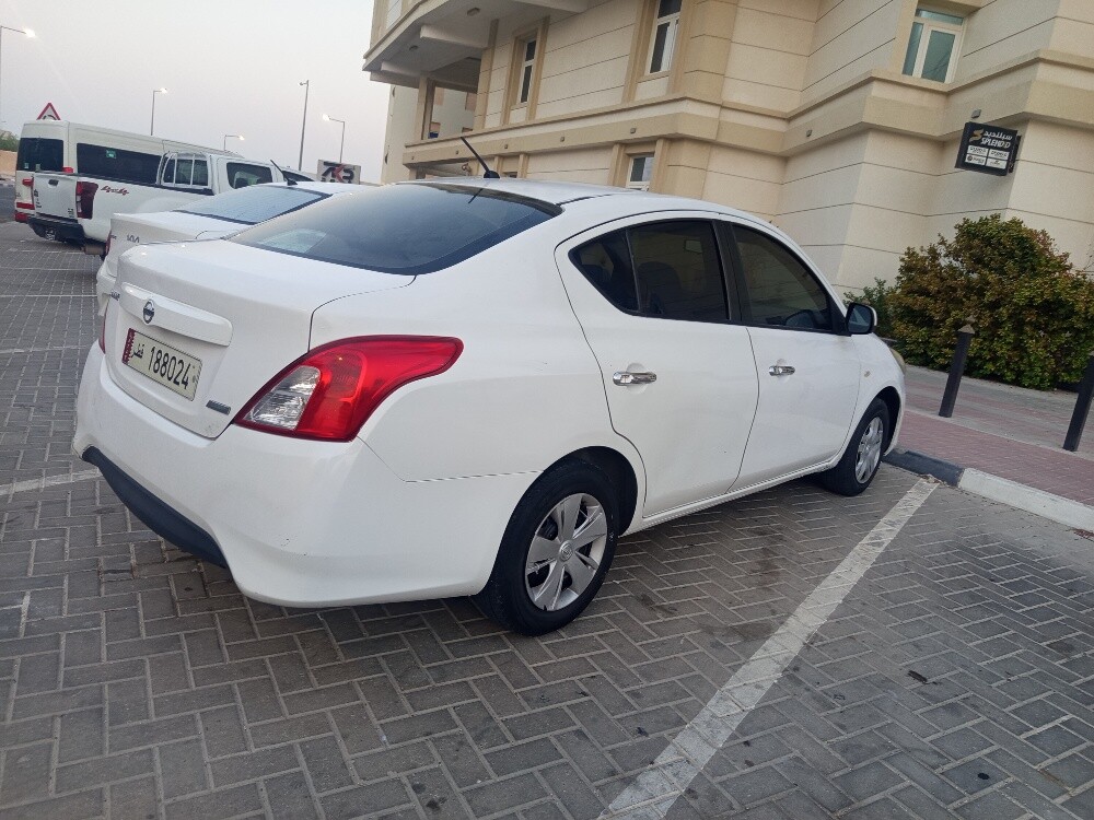 NISSAN SUNNY 2016 - 11