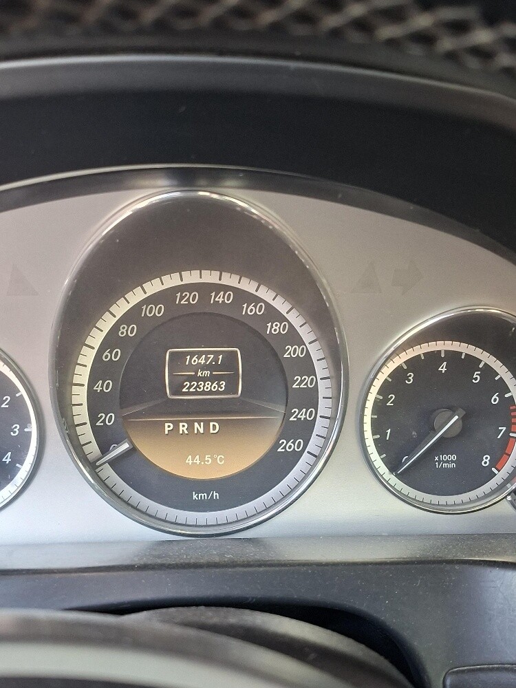 مرسيدس بنز اي ٣٥٠  ٢٠١٢ - 5