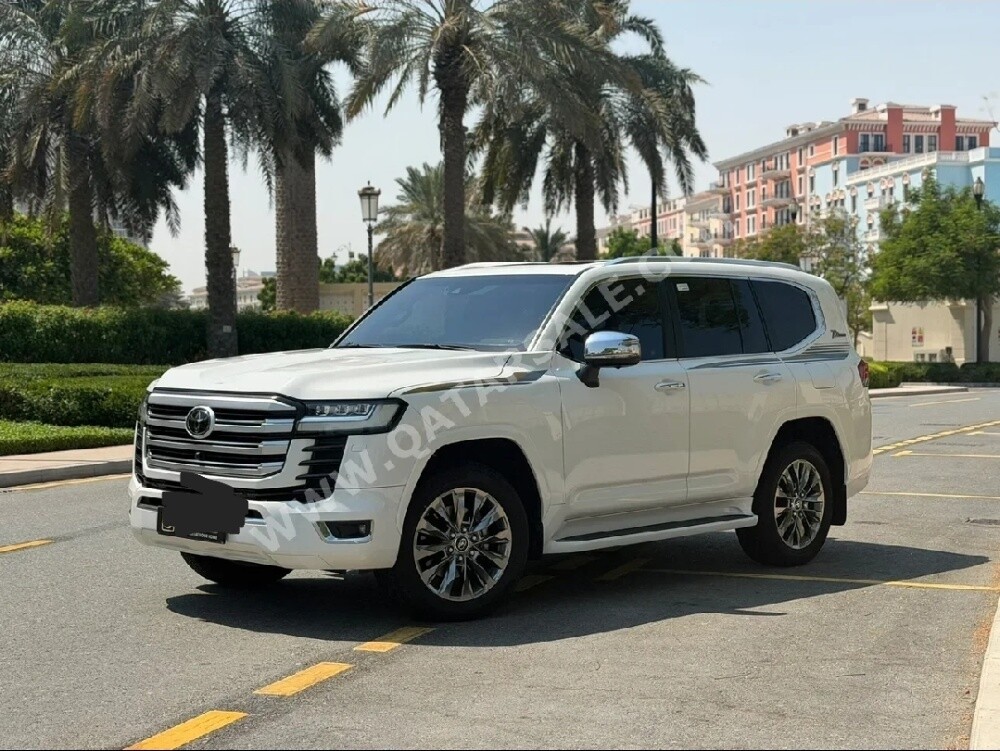 Toyota Land Cruiser - 4