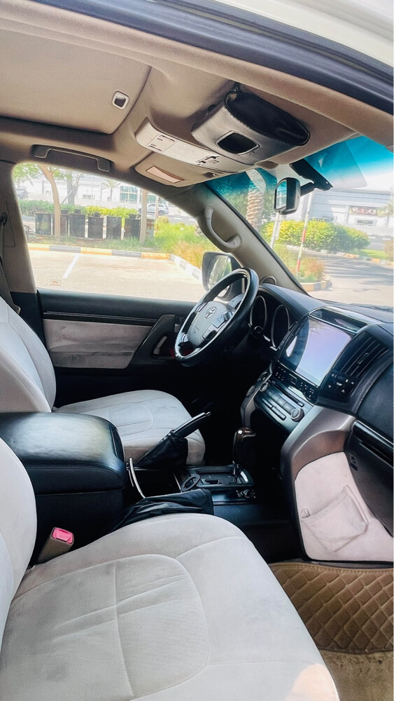 Land Cruiser VXR 4.7 V8 2009 Model - 8
