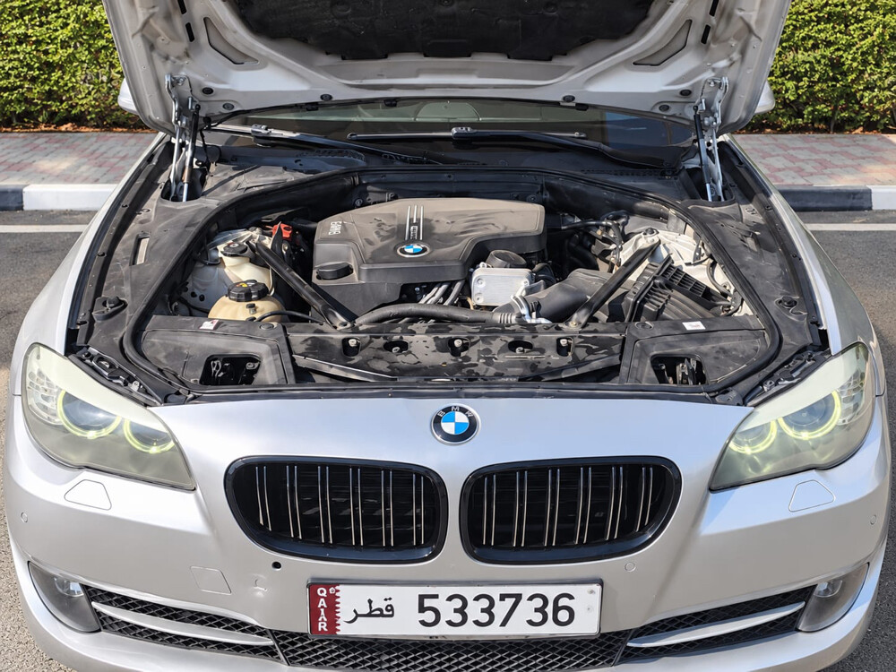 BMW 520i 2013 – Clean & Well Equipp - 4