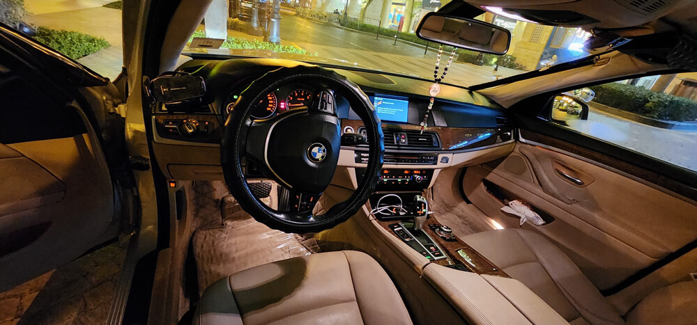BMW 520i 2013 – Clean & Well Equipp - 3