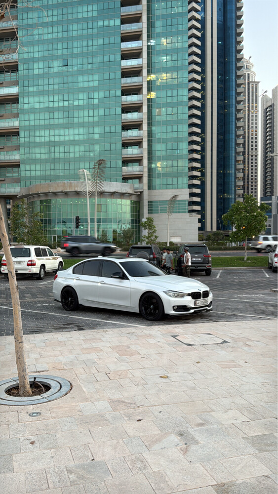 BMW 3-series - 1