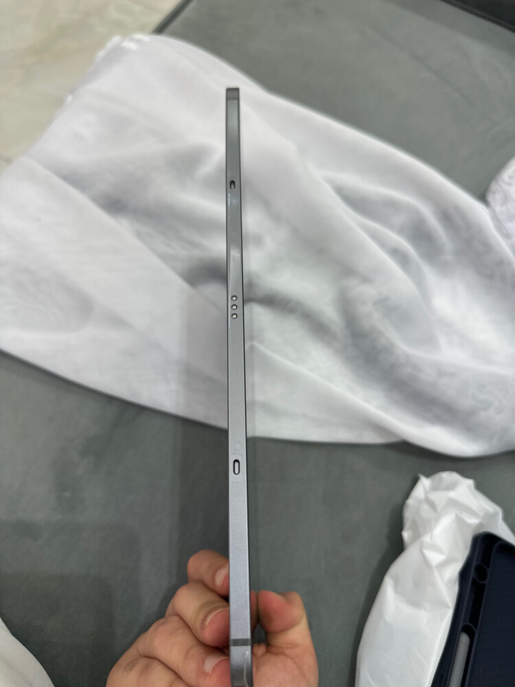 tab s9 fe 5G like new 1400  - 4