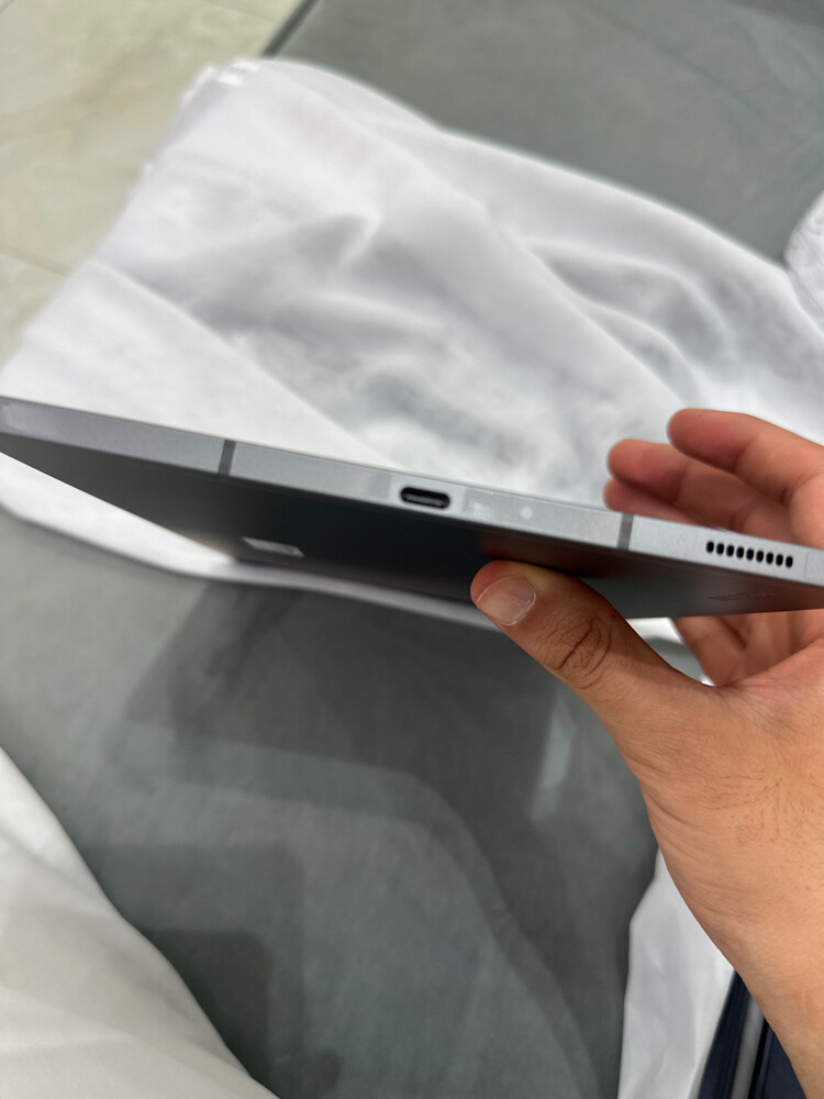 tab s9 fe 5G like new 1400  - 5