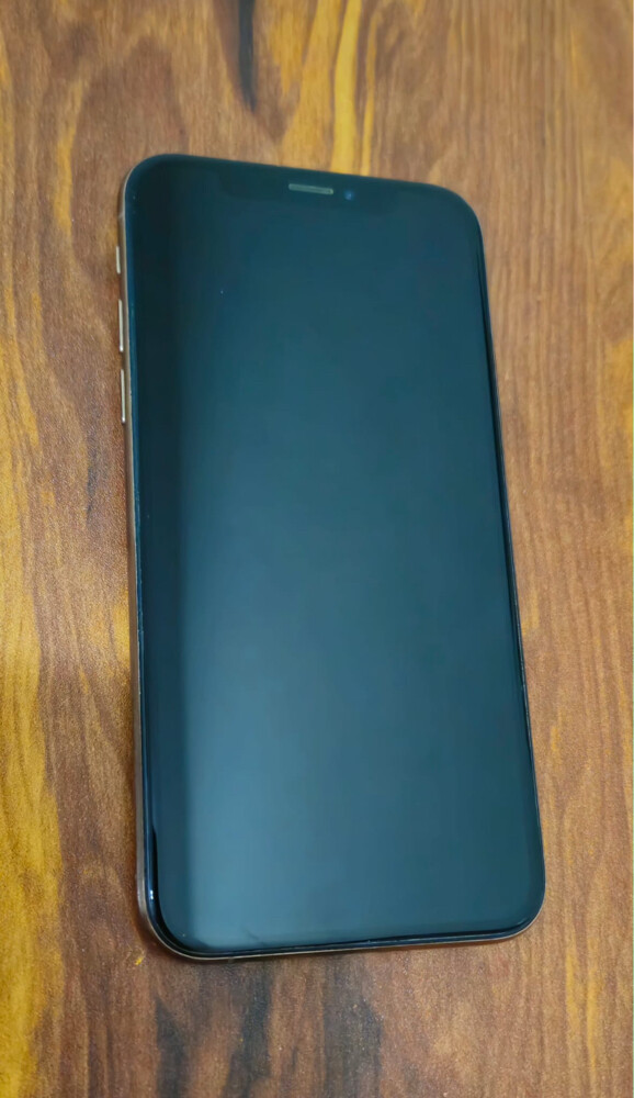 Xs 64gb battery 77% - 5