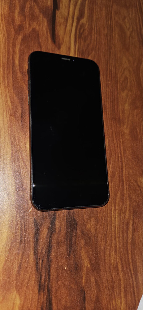Xs 64gb battery 77% - 2