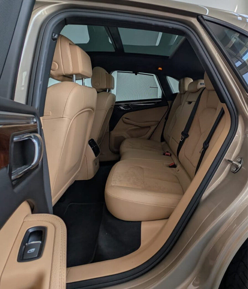 2018Porsche Macan-Warranty Aug 2027 - 11