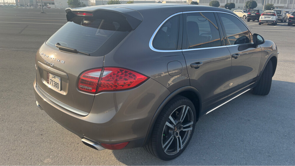 2014 Porsche Cayenne S – 4.8L V8 |  - 4