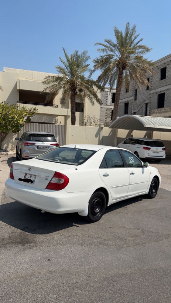 Toyota Camry - 3