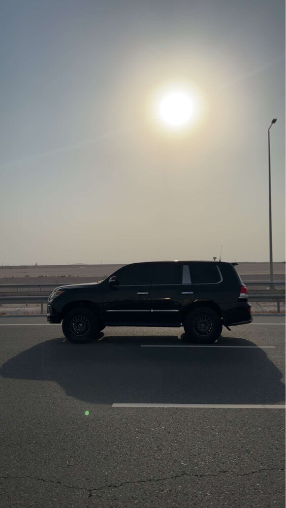 لكسز للبيع - 2