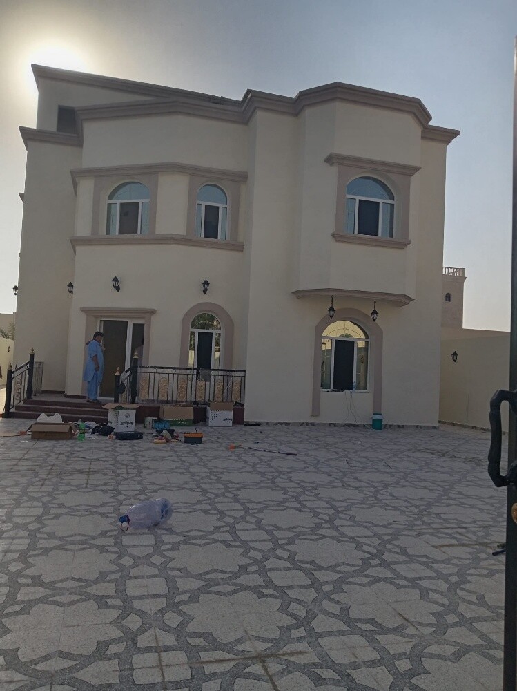 الصخامة اول ساكن إسكان - 1
