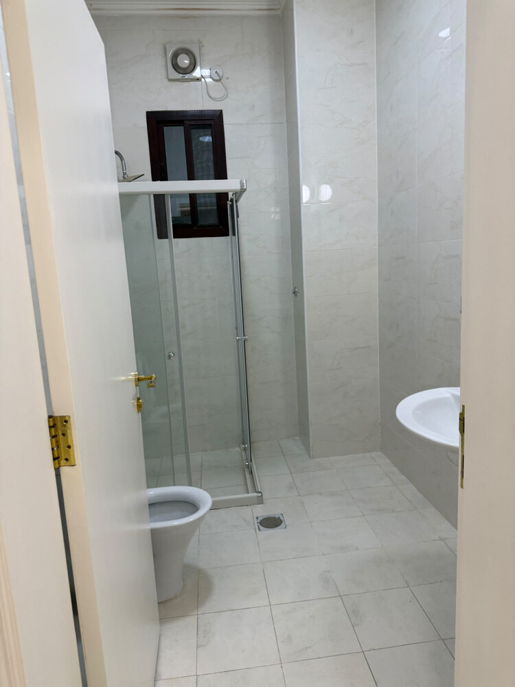 villa 50 rooms for rent in wukair - 5
