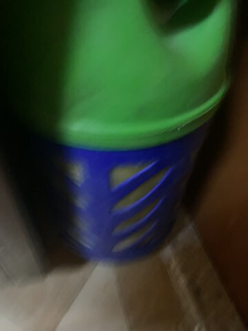 gas cylinder  - 1