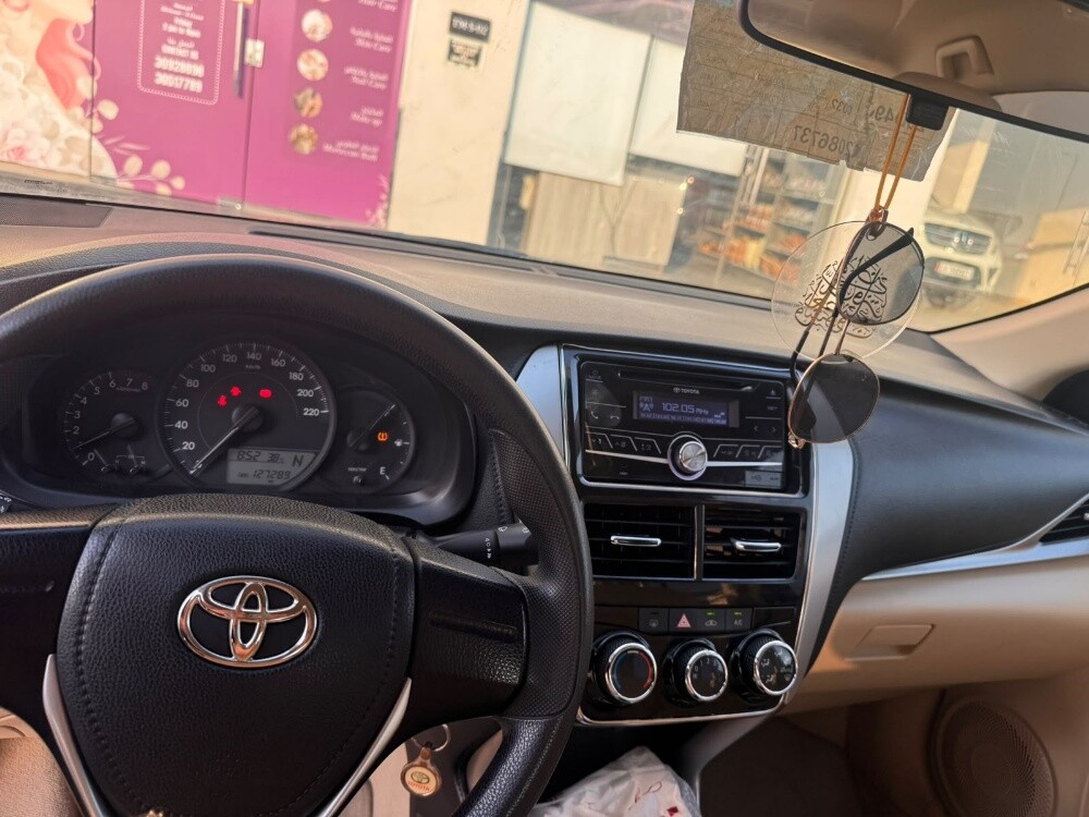 ياريس للبيع - 6