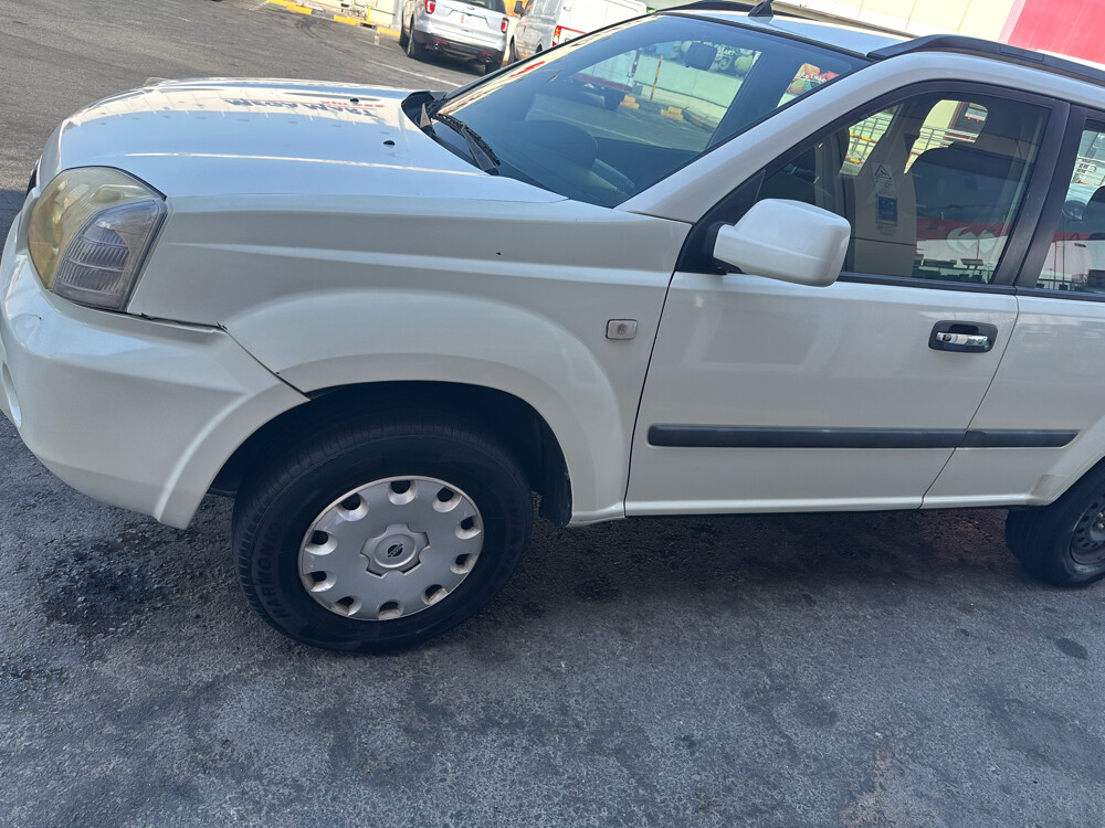 nissan x trail  - 4