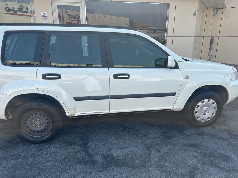 nissan x trail  - 8
