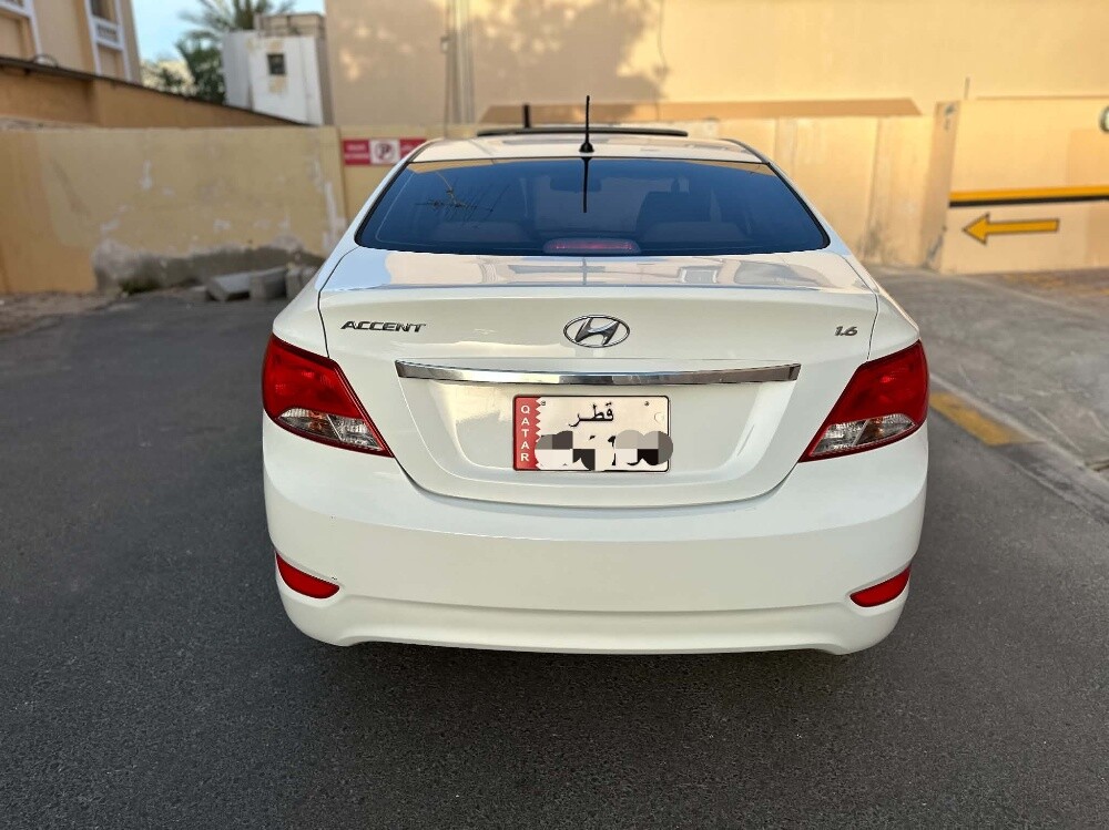 hyundai accent 1.6L - 4