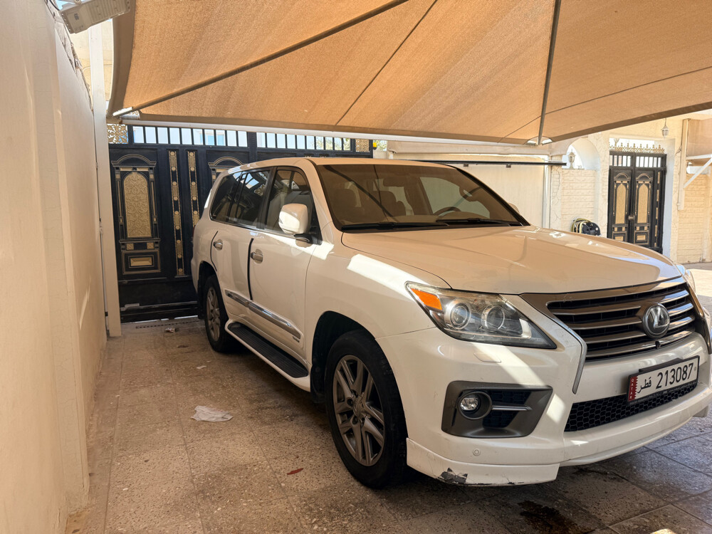2015 Lexus LX 570 - 9