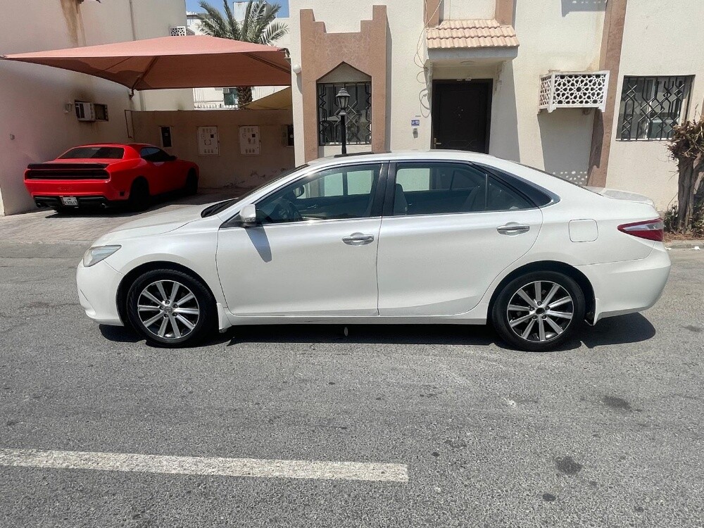 Toyota Camry glx 2016 full options - 5