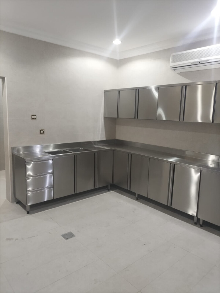 Custom made Stainless steel Kitchen - 10