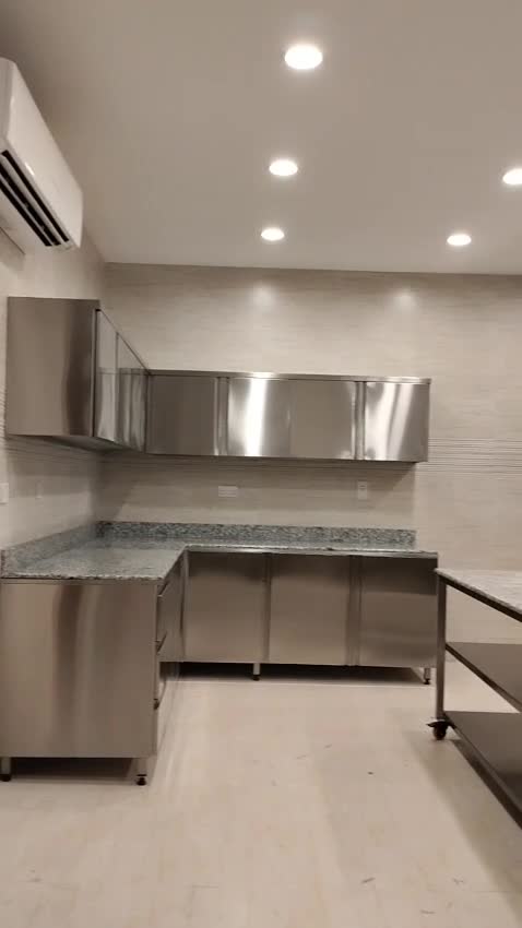 stainless steel Kitchen  - 1