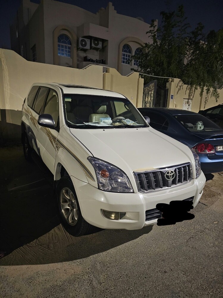 • 2009 Toyota Prado. - 3