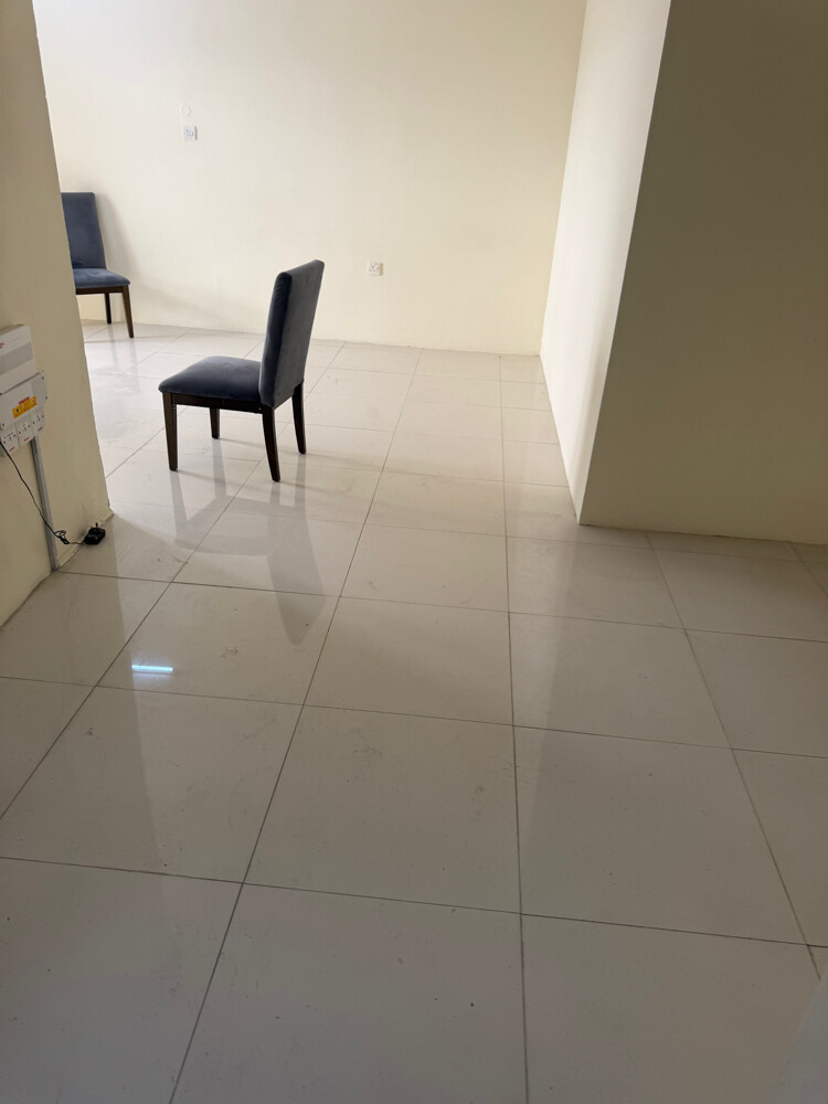 شقه غرفتين وصاله شارع المطار قديم - 4