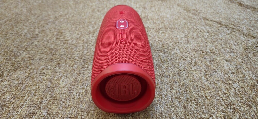 JBL CHARGE 4 SPEAKER - 2
