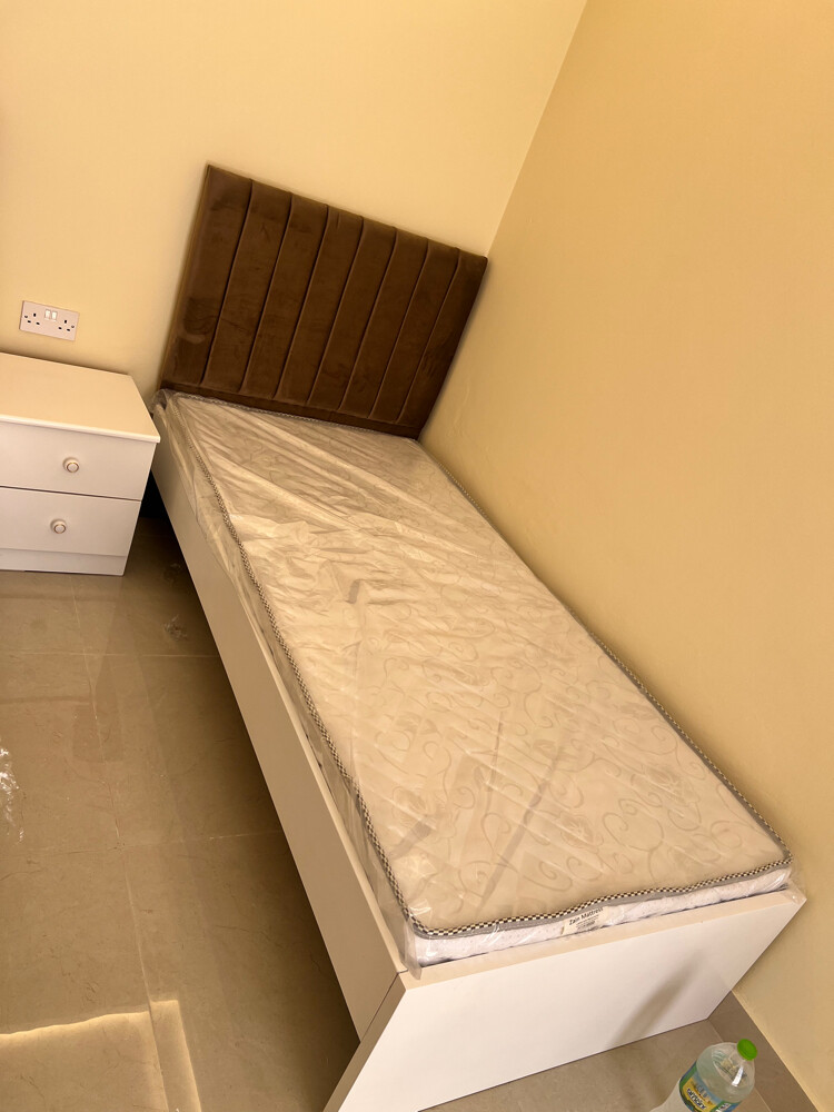 Online furniture 30408640 - 5