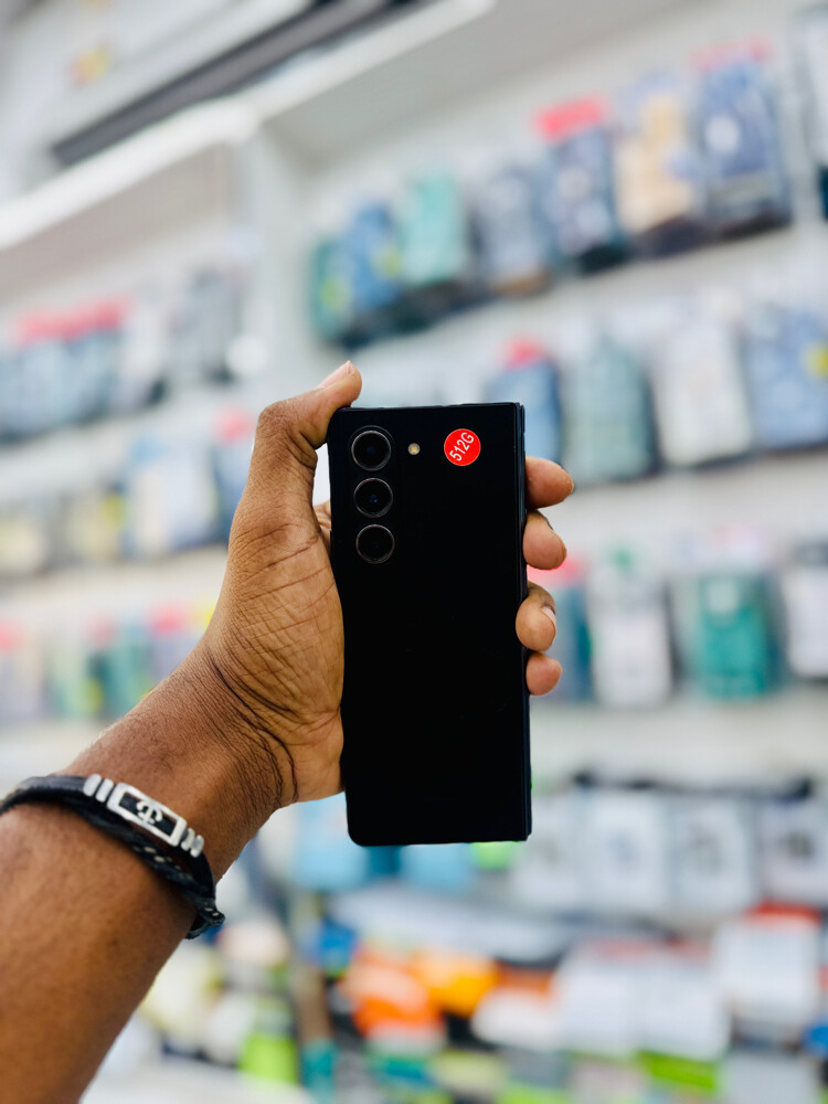 Samsung Galaxy Z Fold 5  - 6