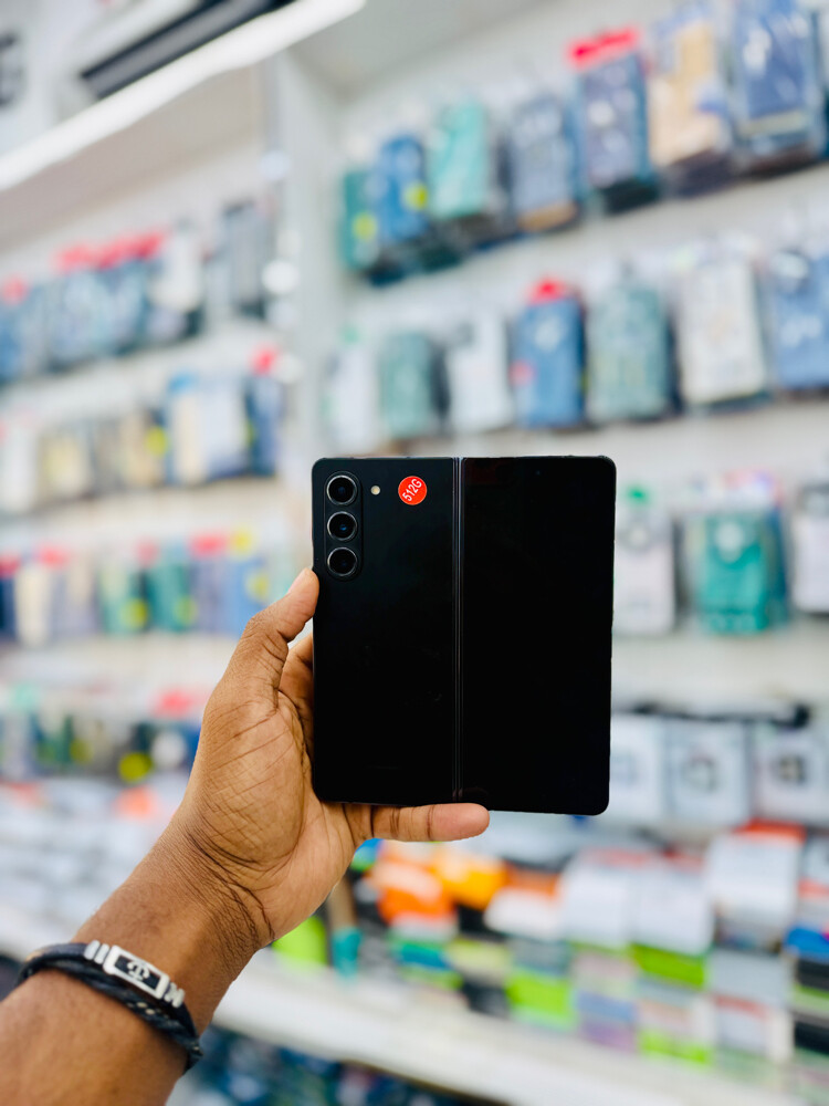 Samsung Galaxy Z Fold 5  - 3