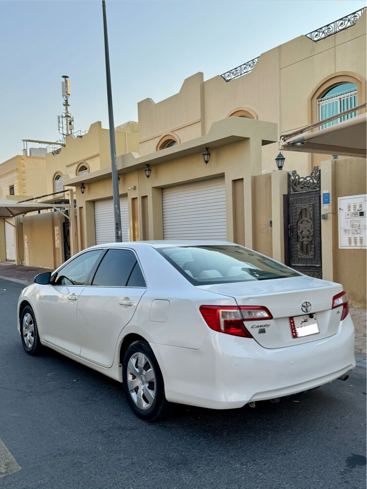 Toyota Camry 2015 Perfect  - 5