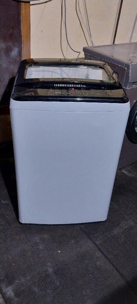 GOOD WASHING MACHINE FOR SALE - 1