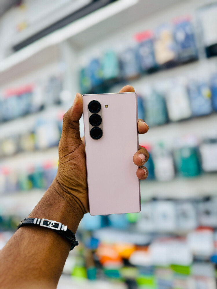 Samsung Galaxy Z Fold 6  - 2