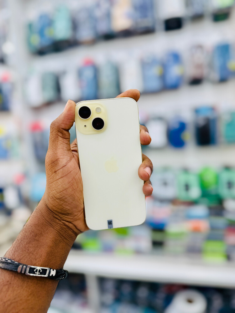 iPhone 15 - 7