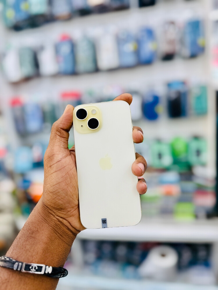 iPhone 15 - 5